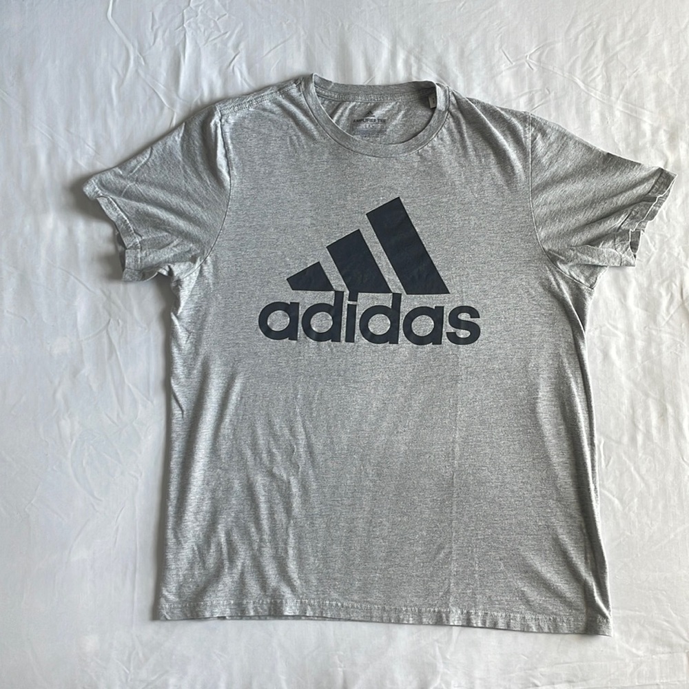 Adidas Grey Big LogoT-shirt